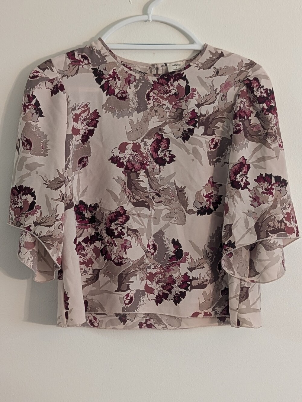 Aritzia Wilfred Cambria Floral Flutter Sleeve Blouse Silk Trim Size S
